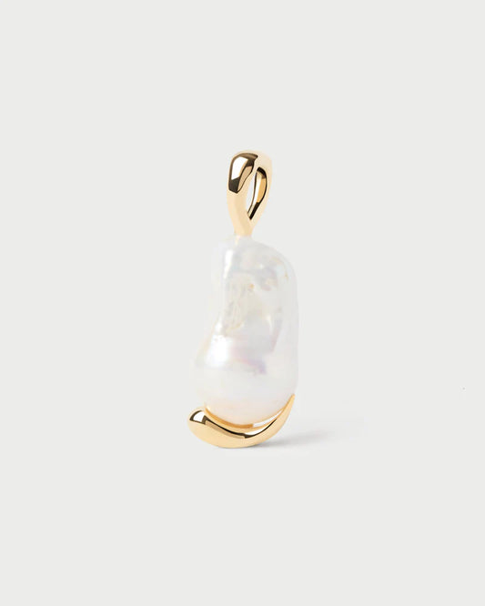 The Pearl Pendant
