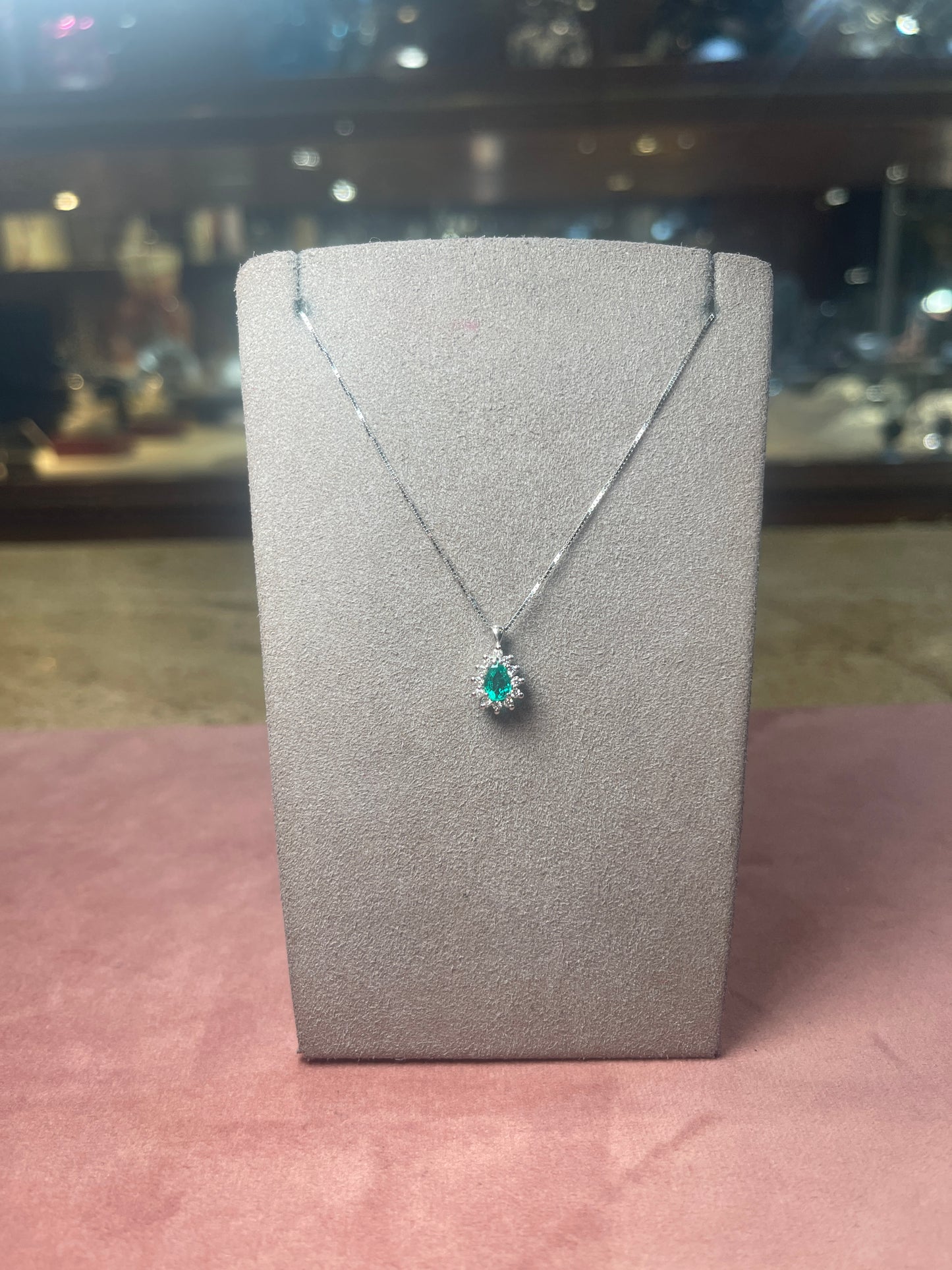 Emerald Drop Necklace in Gold and Diamonds