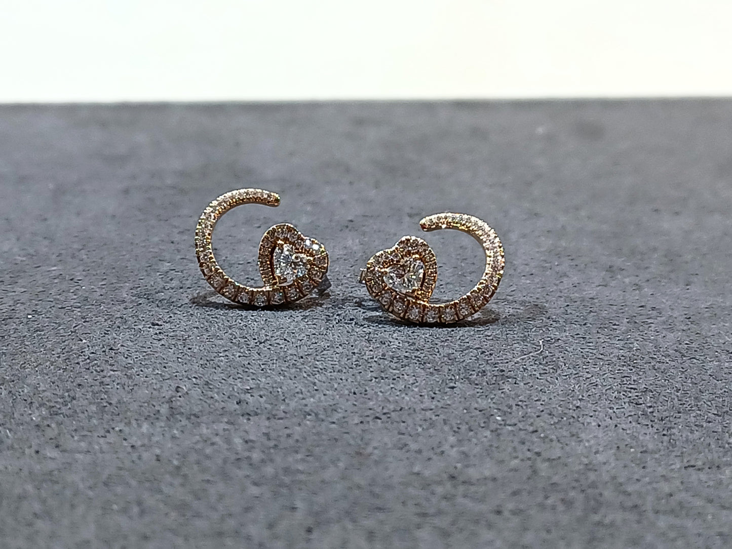 Giorgio Visconti LIKE ME Heart Cut Earrings