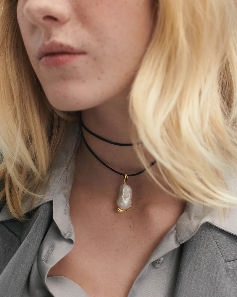 The Pearl Pendant