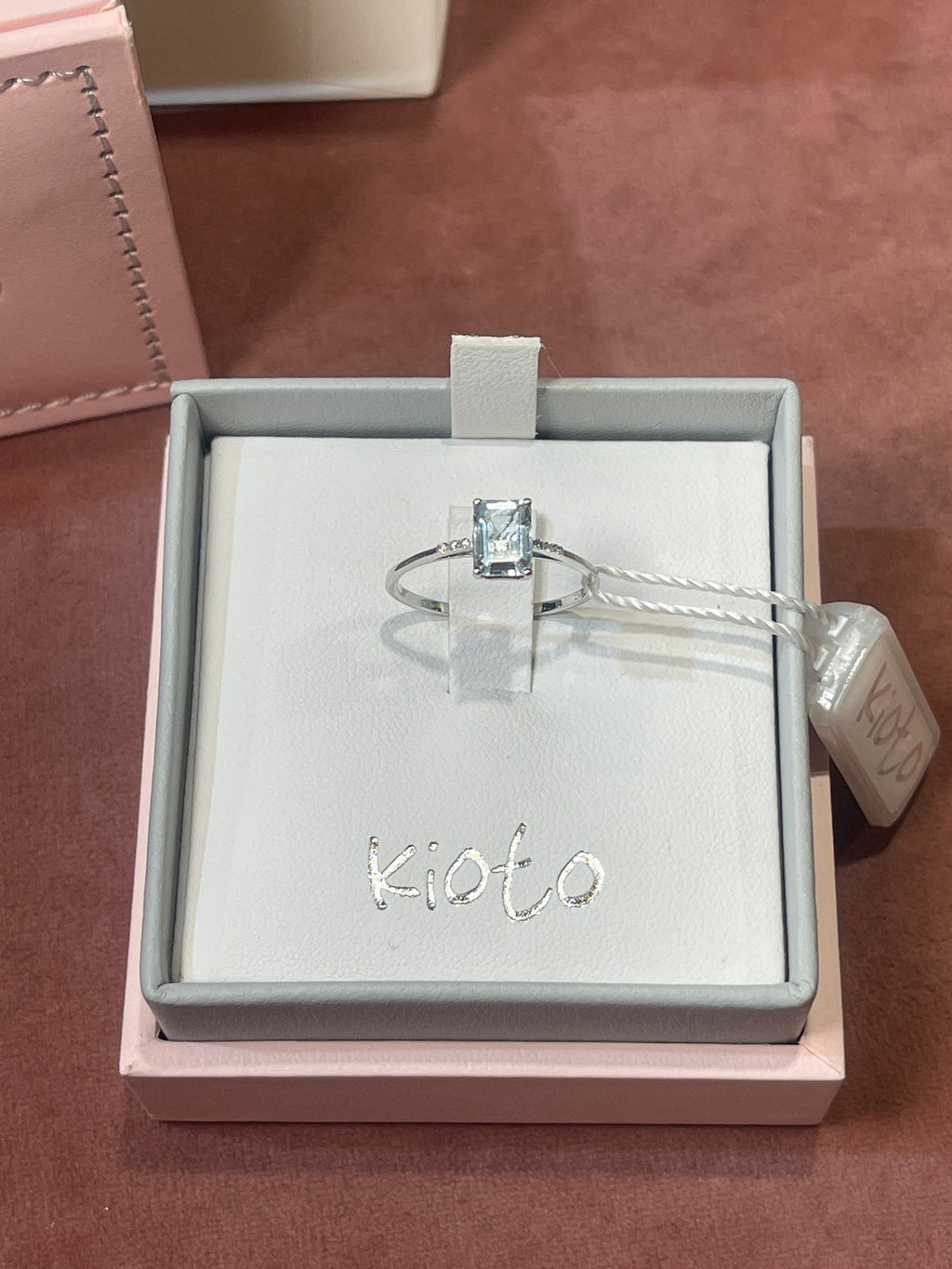 Anello con Acquamarina