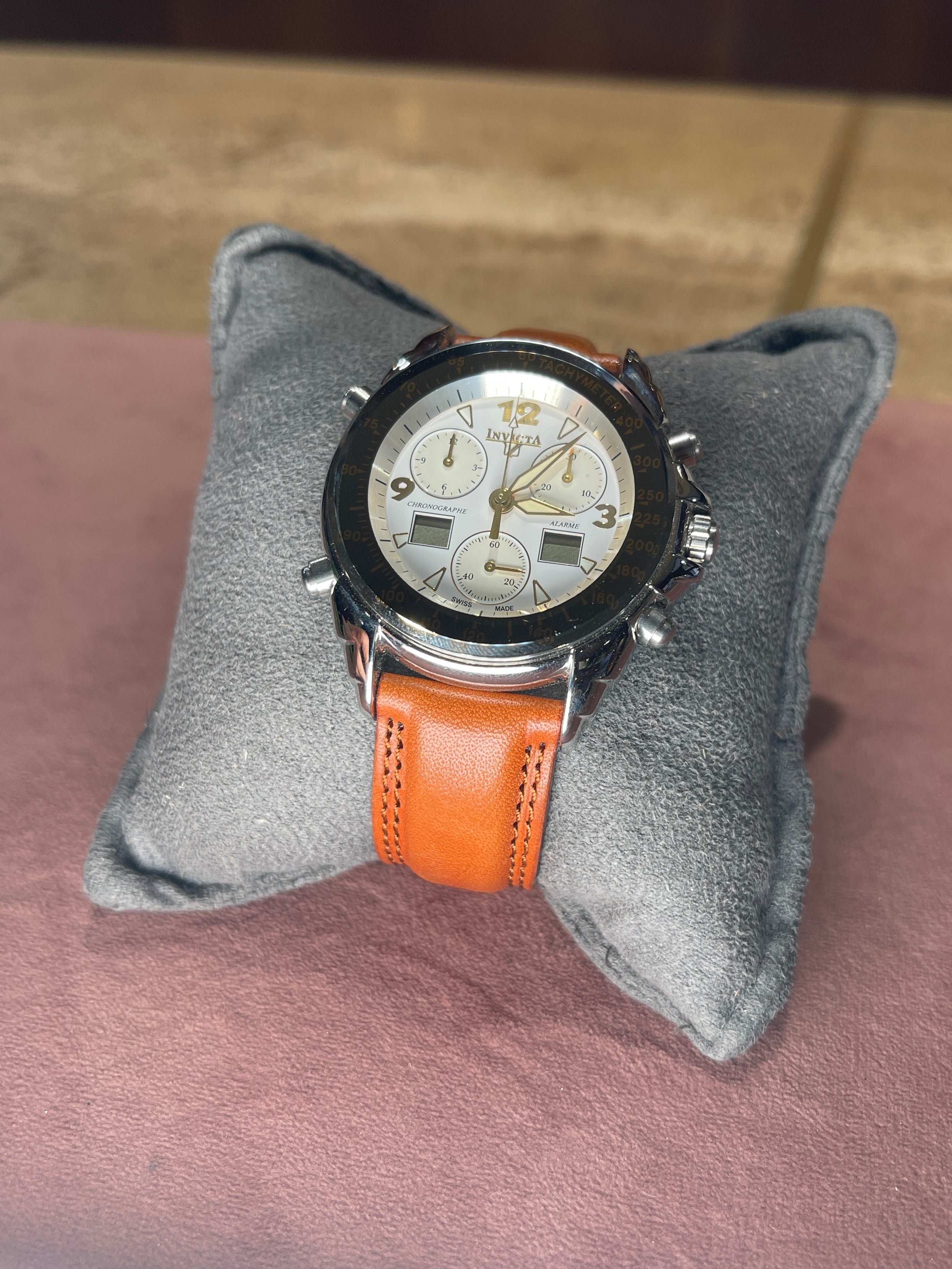 Cronografo Invicta con allarme
