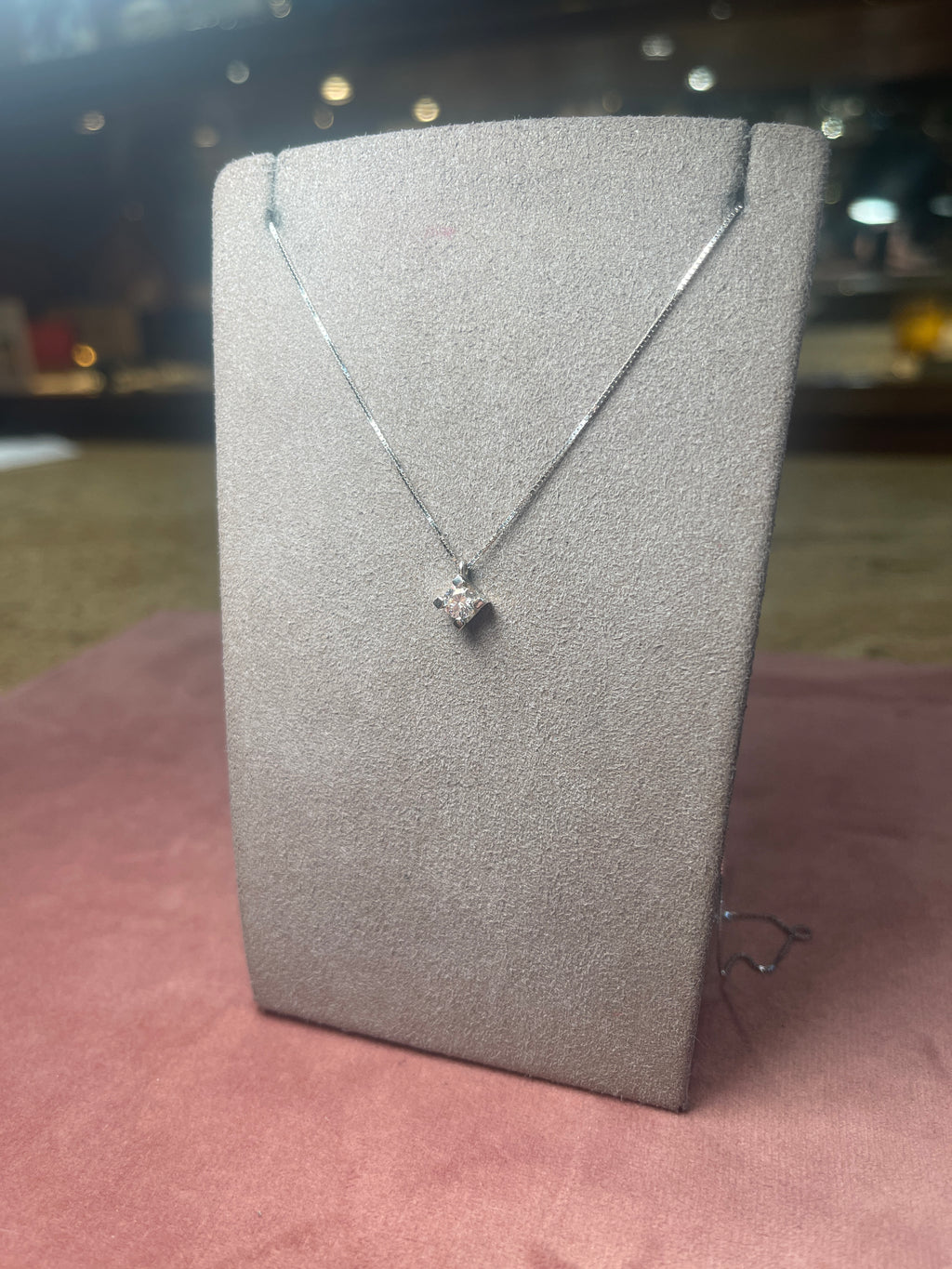 Girocollo Punto Luce in Oro e Diamanti