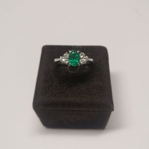 Anello smeraldo colombiano e diamanti ct 0.30 colore G VS